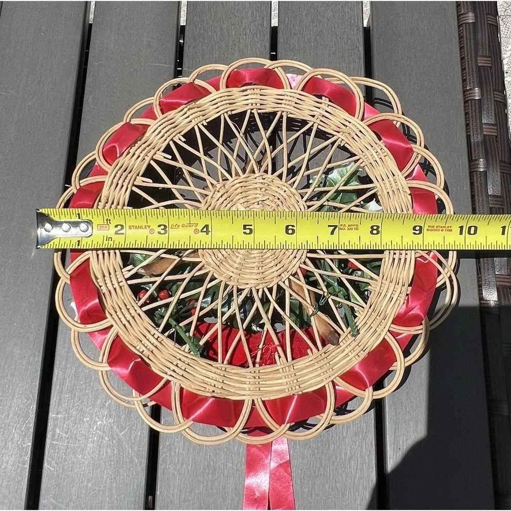 Vtg Christmas Decor Handmade Wood Wooden Wreath Flocked Reindeer Holly Ribbon‎